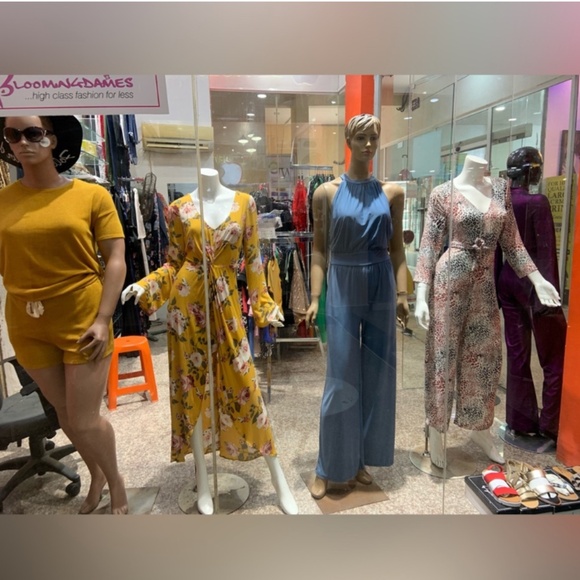 Meet your Posher, Sade - Picture 5 of 7